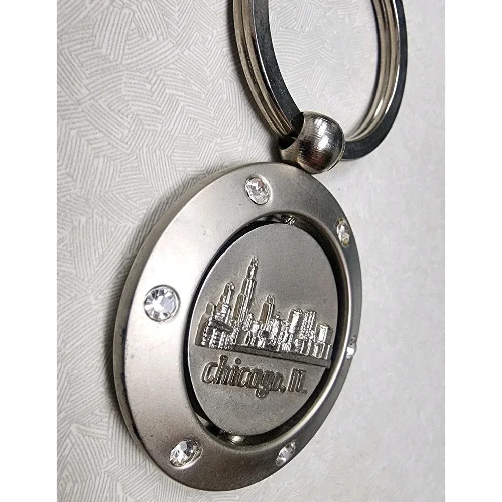 Chicago The Windy City Spinner Key Rhinestones Silver Spinning Key Chain